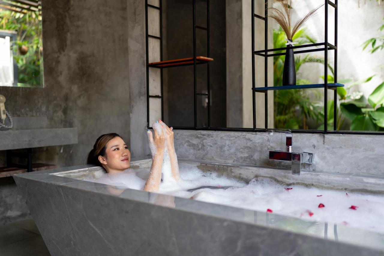 Vinna Villa Seminyak Керобокан Экстерьер фото